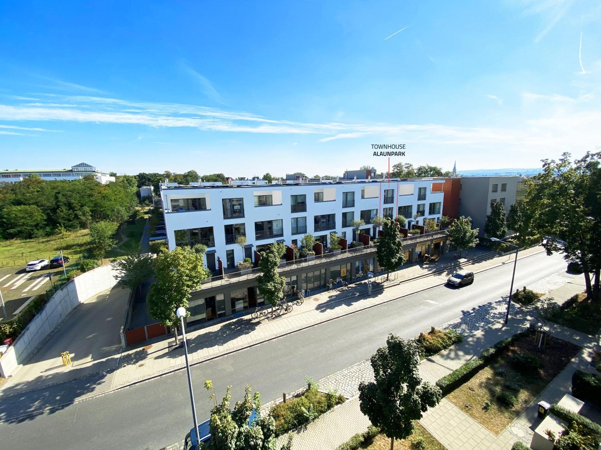 Townhouse Alaunpark Villa Dresden Exterior photo
